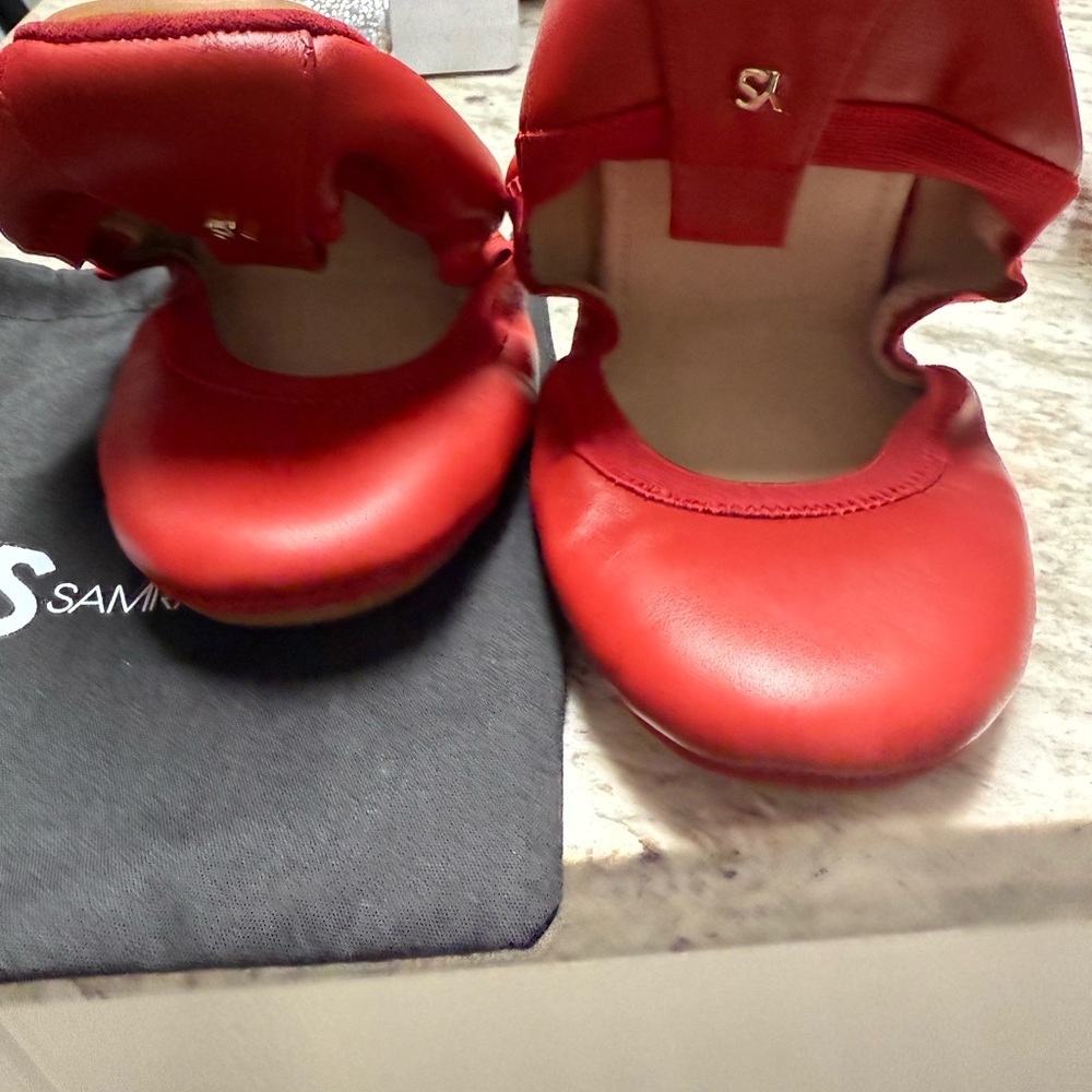 Yosi Samra Red Leather Flats - Picture 2 of 7